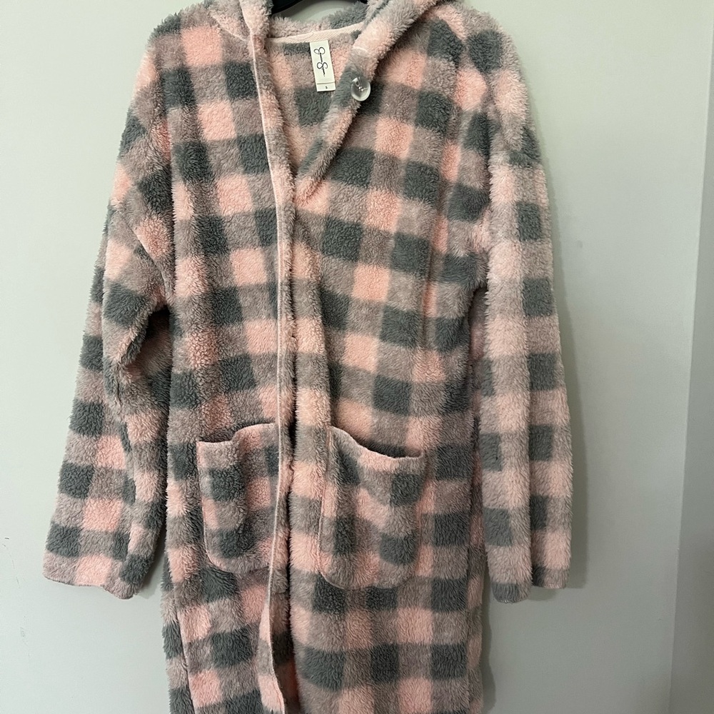 Jessica Simpson Pink and Gray Fleece robe